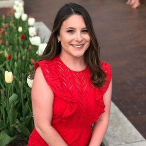 Meet your Posher, Lauren